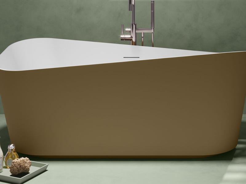 baignoire ilot dorée